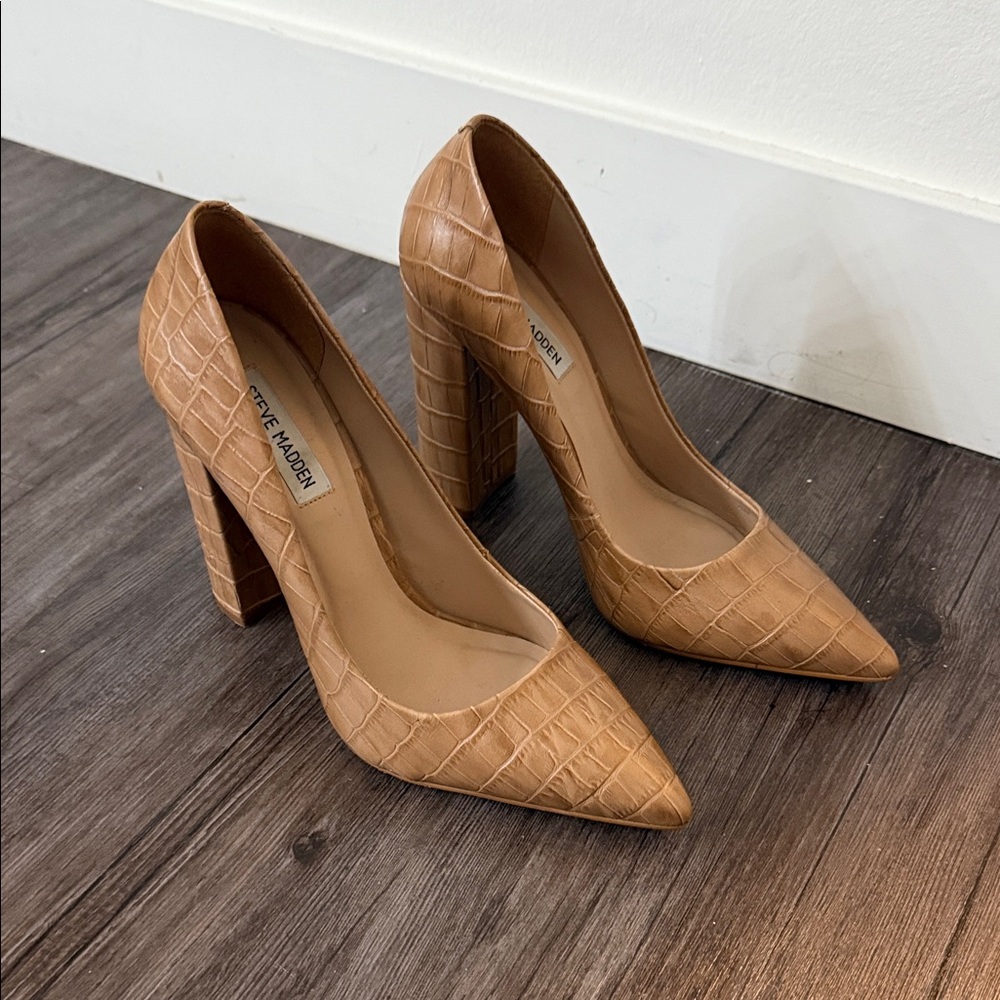 Steve Madden Brown Croc-Patterned Heels